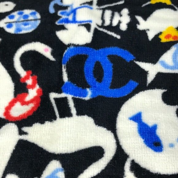 Auth CHANEL Animal pattern Diaper change sheet BABY baby mat Black/Multicolore - Picture 7 of 16